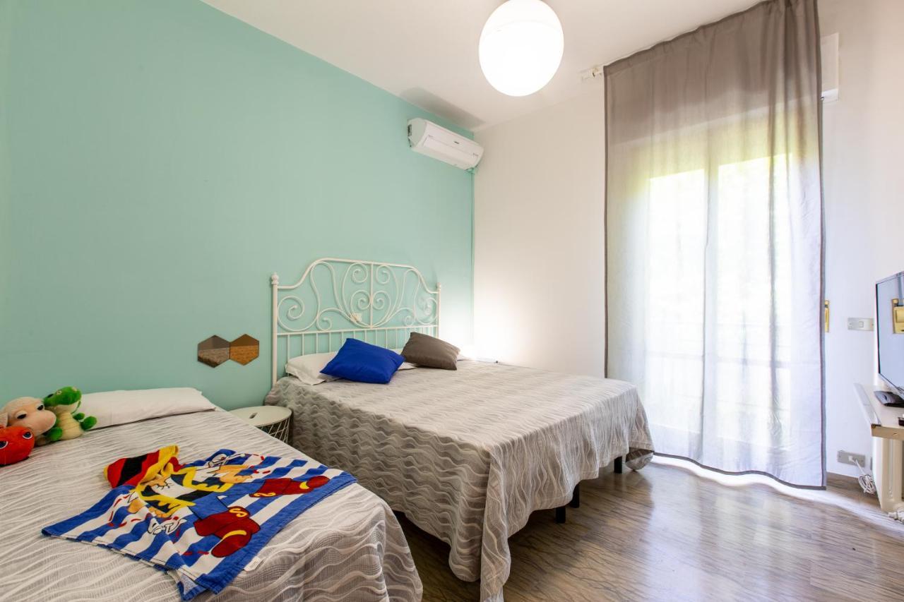 Battigia Rimini - Appartamenti Vacanze ภายนอก รูปภาพ