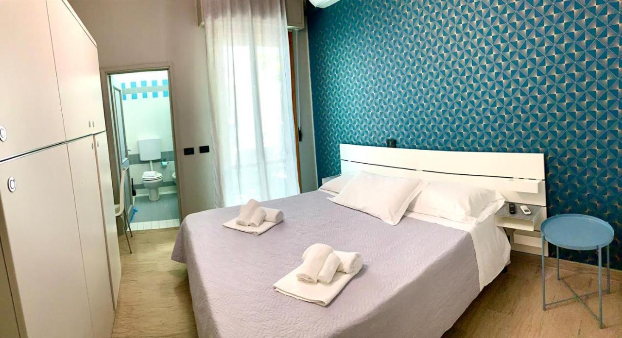 Battigia Rimini - Appartamenti Vacanze ภายนอก รูปภาพ