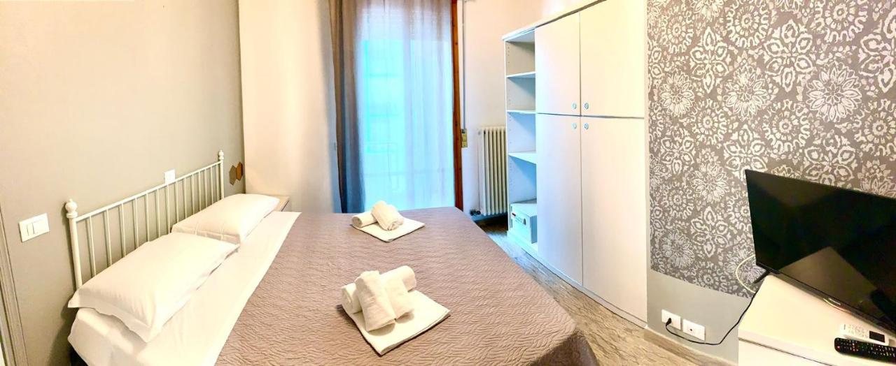 Battigia Rimini - Appartamenti Vacanze ภายนอก รูปภาพ